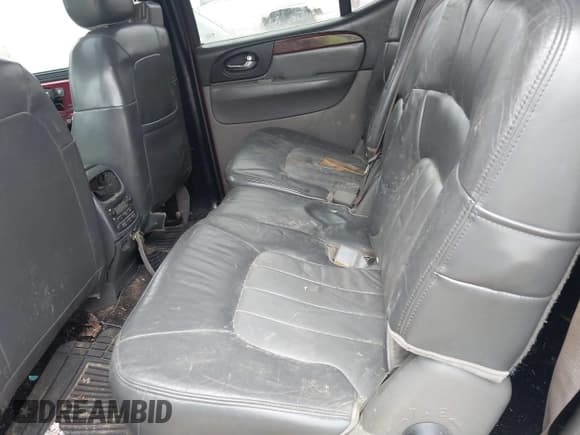 ✅ 2004 GMC Envoy SLT • VIN: 1GKET16S646108092 • Lot: 42368250. Listed on IAAI with 198,796 mi. Free auction sales archive from the USA and detailed vehicle history report at DreamBid. Image 8.
