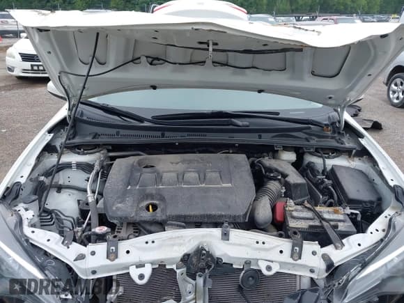 ✅ 2018 Toyota Corolla L • VIN: 5YFBURHE5JP759588 • Лот: 42775243. Опубликован ранее на IAAI с пробегом 45 543 миль. Бесплатный доступ к архиву аукционных продаж из США и подробный отчёт об истории автомобиля на DreamBid. Изображение 10.