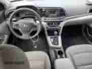 2018 Hyundai Elantra SE с VIN 5NPD74LF9JH297228, выставлен на аукционе Copart как лот 67932185 с пробегом 99 312 миль миль и Списание • Salvage title. История ставок и продаж доступна на DreamBid. Изображение 8.