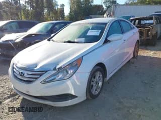 ✅ 2014 Hyundai Sonata GLS • VIN: 5NPEB4AC8EH864112 • Лот: 43475744. Опубликован ранее на IAAI с пробегом 135 827 миль. Бесплатный доступ к архиву аукционных продаж из США и подробный отчёт об истории автомобиля на DreamBid. Изображение 2.