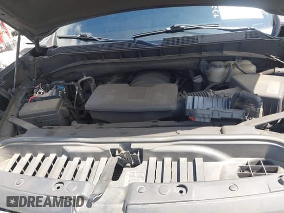 ✅ 2020 Chevrolet Silverado 1500 RST • VIN: 1GCUYEED3LZ113721 • Lot: 42639134. Wystawiony na IAAI z przebiegiem 228 411 mil. Bezpłatny archiwum sprzedaży aukcyjnych z USA i szczegółowy raport historii pojazdu na DreamBid. Zdjęcie 10.