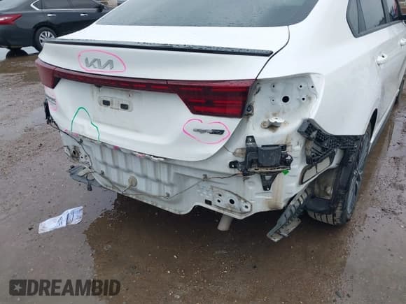 ✅ 2023 Kia Forte GT-Line • VIN: 3KPF54AD0PE689379 • Lot: 43031884. Listed on IAAI with 68,979 mi. Free auction sales archive from the USA and detailed vehicle history report at DreamBid. Image 6.