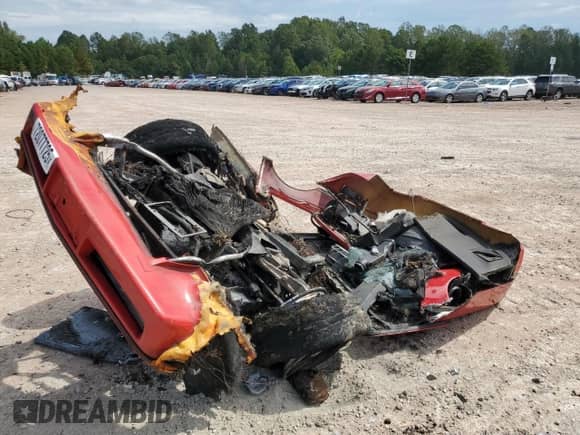 1987 Chevrolet Corvette z VIN 1G1YY3183H5127351, wystawiony jako Copart lot #72077725 z przebiegiem Nie podano mil oraz Szkoda całkowita • Salvage title. Historia ofert i sprzedaży dostępna na DreamBid. Obrazek 12.