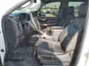 ✅ 2021 Chevrolet Silverado 2500HD LT • VIN: 1GC1YNE75MF169367 • Lot: 55177475. Wystawiony na Copart z przebiegiem 64 452 mil. Bezpłatny archiwum sprzedaży aukcyjnych z USA i szczegółowy raport historii pojazdu na DreamBid. Zdjęcie 7.