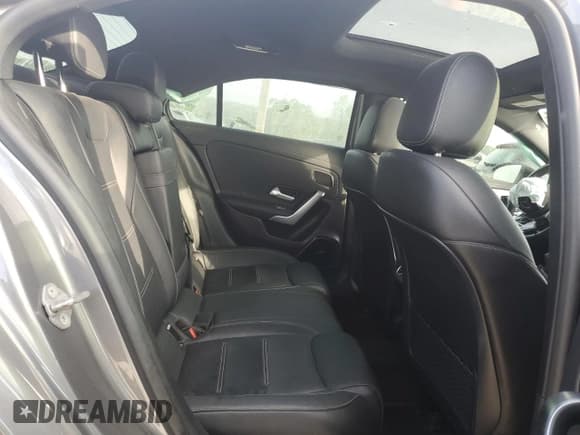 ✅ 2021 Mercedes-Benz A 35 AMG • VIN: W1K3G5BB9MJ263212 • Lot: 54184305. Listed on Copart with 61,355 mi. Free auction sales archive from the USA and detailed vehicle history report at DreamBid. Image 10.