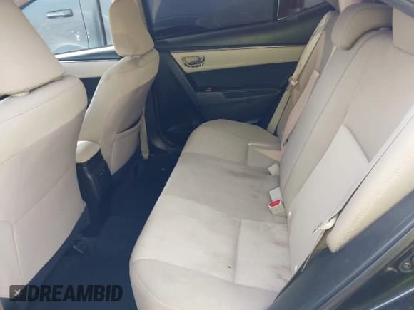 ✅ 2014 Toyota Corolla L • VIN: 5YFBURHE9EP013330 • Lot: 43128550. Wystawiony na IAAI z przebiegiem 117 880 mil. Bezpłatny archiwum sprzedaży aukcyjnych z USA i szczegółowy raport historii pojazdu na DreamBid. Zdjęcie 8.