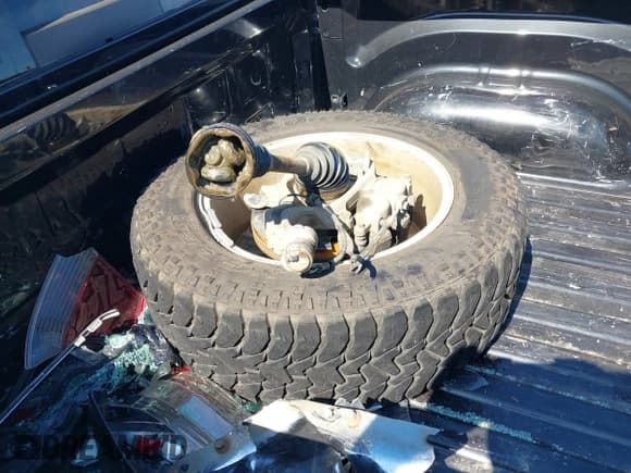 ✅ 2017 Ram 1500 Big Horn • VIN: 3C6RR7LTXHG511984 • Lot: 42696431. Listed on IAAI with 252,406 mi. Free auction sales archive from the USA and detailed vehicle history report at DreamBid. Image 12.