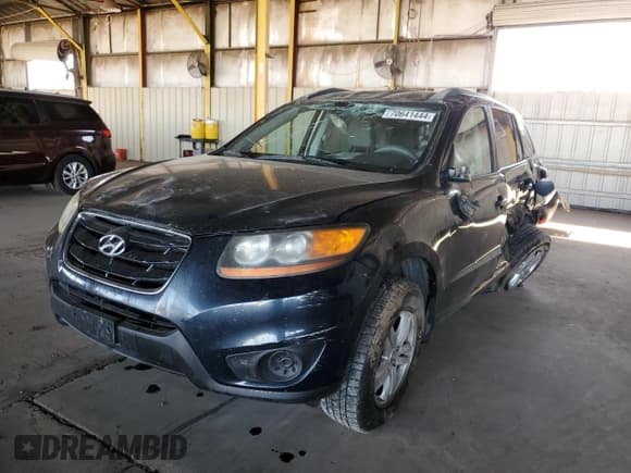 ✅ 2011 Hyundai Santa Fe GLS • VIN: 5XYZG3AB2BG003984 • Lot: 70641444. Listed on Copart with 207,960 mi. Free auction sales archive from the USA and detailed vehicle history report at DreamBid. Image 1.