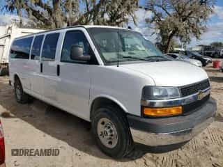 2018 Chevrolet Express Passenger LT с VIN 1GAZGPFG7J1332036, выставлен на аукционе Copart как лот 84705964 с пробегом 45 900 миль миль и Списание • Salvage title. История ставок и продаж доступна на DreamBid. Изображение 4.