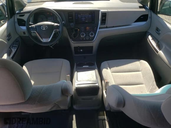 ✅ 2015 Toyota Sienna LE • VIN: 5TDKK3DC5FS680542 • Lot: 86892505. Listed on Copart with 120,017 mi. Free auction sales archive from the USA and detailed vehicle history report at DreamBid. Image 8.