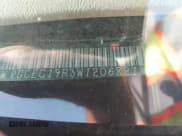 ✅ 1998 Chevrolet Silverado 1500 • VIN: 2GCEC19R3W1206821 • Lot: 43726996. Wystawiony na IAAI z przebiegiem 211 393 mil. Bezpłatny archiwum sprzedaży aukcyjnych z USA i szczegółowy raport historii pojazdu na DreamBid. Zdjęcie 9.