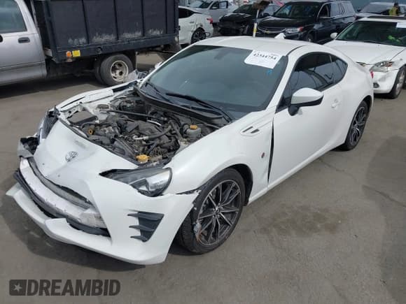 ✅ 2019 Toyota 86 • VIN: JF1ZNAA18K8700624 • Лот: 42344754. Опубликован ранее на IAAI с пробегом 109 380 миль. Бесплатный доступ к архиву аукционных продаж из США и подробный отчёт об истории автомобиля на DreamBid. Изображение 2.