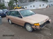 ✅ 1994 Ford Escort • VIN: 1FARP15J1RW106709 • Лот: 41768295. Опубликован ранее на IAAI с пробегом 97 264 миль. Бесплатный доступ к архиву аукционных продаж из США и подробный отчёт об истории автомобиля на DreamBid. Изображение 1.