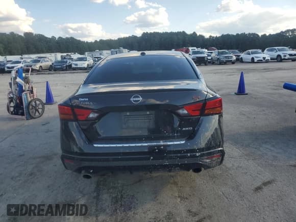 ✅ 2023 Nissan Altima SR • VIN: 1N4BL4CW1PN353437 • Лот: 84215375. Опубликован ранее на Copart с пробегом 71 732 миль. Бесплатный доступ к архиву аукционных продаж из США и подробный отчёт об истории автомобиля на DreamBid. Изображение 6.