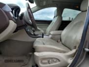 ✅ 2012 Cadillac SRX Premium Collection • VIN: 3GYFNCE36CS593113 • Lot: 71041265. Wystawiony na Copart z przebiegiem 153 092 mil. Bezpłatny archiwum sprzedaży aukcyjnych z USA i szczegółowy raport historii pojazdu na DreamBid. Zdjęcie 7.