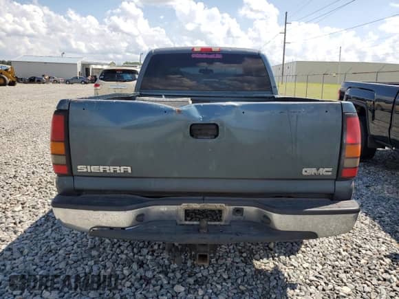 2006 GMC Sierra 1500 SLE1 with VIN 1GTEC19VX6Z217349, listed as a Copart auction lot 68180904 with 278,839 mi miles and Salvage title. Bid and sale history available at DreamBid. Image 6.
