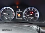 ✅ 2016 Toyota Highlander Limited • VIN: 5TDDKRFH4GS339879 • Lot: 43787140. Listed on IAAI with 150,794 mi. Free auction sales archive from the USA and detailed vehicle history report at DreamBid. Image 7.