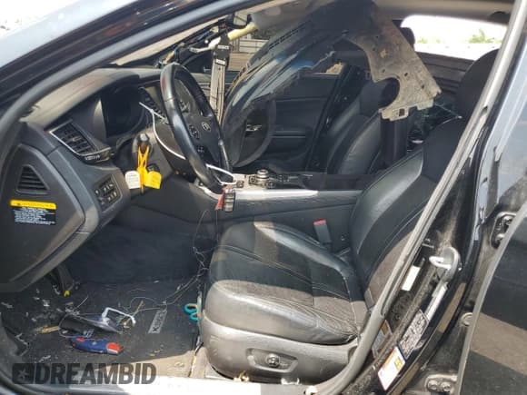 ✅ 2015 Kia K900 Premium • VIN: KNALU4D42F6024650 • Lot: 60520385. Wystawiony na Copart z przebiegiem Nie podano. Bezpłatny archiwum sprzedaży aukcyjnych z USA i szczegółowy raport historii pojazdu na DreamBid. Zdjęcie 7.