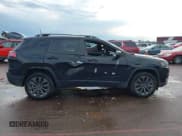 ✅ 2021 Jeep Cherokee Latitude Lux • VIN: 1C4PJMMX7MD110942 • Lot: 42992322. Wystawiony na IAAI z przebiegiem 68 116 mil. Bezpłatny archiwum sprzedaży aukcyjnych z USA i szczegółowy raport historii pojazdu na DreamBid. Zdjęcie 14.