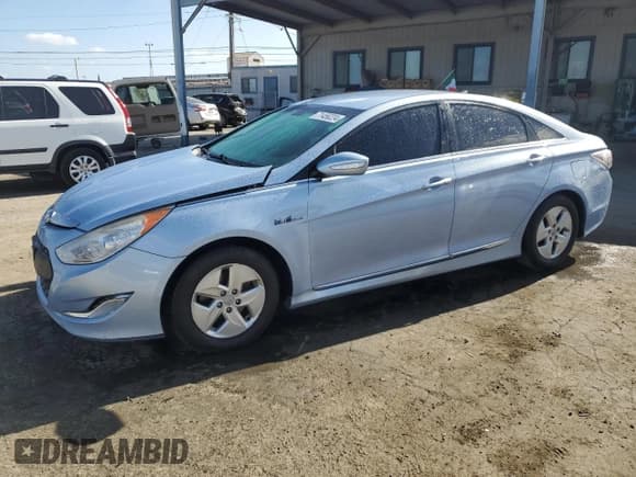 ✅ 2012 Hyundai Sonata Hybrid • VIN: KMHEC4A40CA024346 • Lot: 71456224. Listed on Copart with 172,308 mi. Free auction sales archive from the USA and detailed vehicle history report at DreamBid. Image 1.
