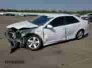 2012 Toyota Camry LE with VIN 4T1BF1FK1CU135096, listed as a Copart auction lot 71156545 with 203,293 mi miles and Salvage title. Bid and sale history available at DreamBid. Image 1.