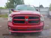 2013 Ram 1500 Express z VIN 3C6JR6ATXDG572482, wystawiony jako IAAI lot #42891027 z przebiegiem 144 622 mil mil oraz . Historia ofert i sprzedaży dostępna na DreamBid. Obrazek 12.