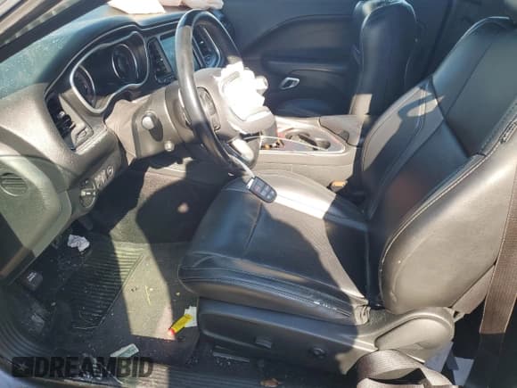 ✅ 2018 Dodge Challenger GT • VIN: 2C3CDZGG0JH256827 • Lot: 65464584. Wystawiony na Copart z przebiegiem 108 677 mil. Bezpłatny archiwum sprzedaży aukcyjnych z USA i szczegółowy raport historii pojazdu na DreamBid. Zdjęcie 7.