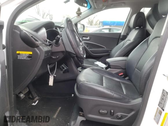 ✅ 2015 Hyundai Santa Fe • VIN: 5XYZW4LA1FG260783 • Лот: 72802182. Опубликован ранее на Copart с пробегом 92 894 миль. Бесплатный доступ к архиву аукционных продаж из США и подробный отчёт об истории автомобиля на DreamBid. Изображение 7.