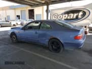 ✅ 1999 Mercedes-Benz CLK 320/430 • VIN: WDBLJ65G0XF102620 • Lot: 67474685. Wystawiony na Copart z przebiegiem Nie podano. Bezpłatny archiwum sprzedaży aukcyjnych z USA i szczegółowy raport historii pojazdu na DreamBid. Zdjęcie 2.
