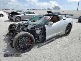 2015 Chevrolet Corvette Z51 3LT с VIN 1G1YM2D77F5100286, выставлен на аукционе Copart как лот 54350585 с пробегом Не указан миль и На запчасти • Non repairable. История ставок и продаж доступна на DreamBid. Изображение 1.