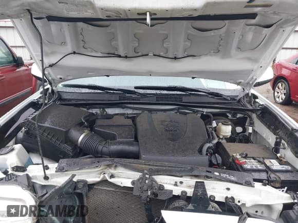 ✅ 2019 Toyota Tacoma SR • VIN: 5TFCZ5AN6KX185143 • Lot: 43552591. Listed on IAAI with 71,741 mi. Free auction sales archive from the USA and detailed vehicle history report at DreamBid. Image 10.