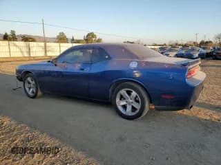 ✅ 2009 Dodge Challenger R/T • VIN: 2B3LJ54T69H621135 • Lot: 42821975. Wystawiony na Copart z przebiegiem 100 427 mil. Bezpłatny archiwum sprzedaży aukcyjnych z USA i szczegółowy raport historii pojazdu na DreamBid. Zdjęcie 2.