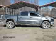 2019 Ram 1500 Big Horn z VIN 1C6RRFFG7KN755373, wystawiony jako IAAI lot #41764161 z przebiegiem 116 804 mil mil oraz . Historia ofert i sprzedaży dostępna na DreamBid. Obrazek 13.