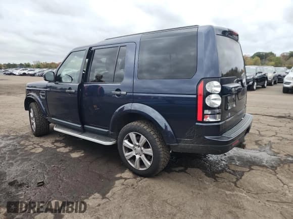 ✅ 2015 Land Rover LR4 HSE • VIN: SALAG2V67FA775979 • Lot: 85934265. Wystawiony na Copart z przebiegiem 95 748 mil. Bezpłatny archiwum sprzedaży aukcyjnych z USA i szczegółowy raport historii pojazdu na DreamBid. Zdjęcie 2.