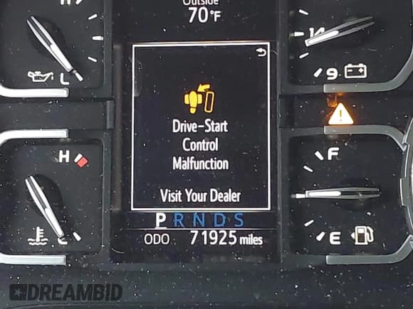 ✅ 2019 Toyota Tundra SR5 • VIN: 5TFUW5F13KX811010 • Lot: 42584791. Wystawiony na IAAI z przebiegiem 71 925 mil. Bezpłatny archiwum sprzedaży aukcyjnych z USA i szczegółowy raport historii pojazdu na DreamBid. Zdjęcie 15.