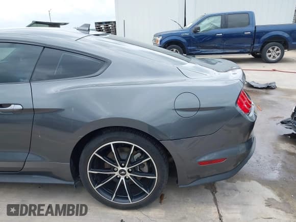 ✅ 2021 Ford Mustang EcoBoost • VIN: 1FA6P8TH9M5157062 • Lot: 42377957. Listed on IAAI with 25,997 mi. Free auction sales archive from the USA and detailed vehicle history report at DreamBid. Image 19.