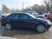 ✅ 2013 Volkswagen Jetta SEL • VIN: 3VWLX7AJ0DM369112 • Lot: 43689452. Wystawiony na IAAI z przebiegiem 206 668 mil. Bezpłatny archiwum sprzedaży aukcyjnych z USA i szczegółowy raport historii pojazdu na DreamBid. Zdjęcie 13.