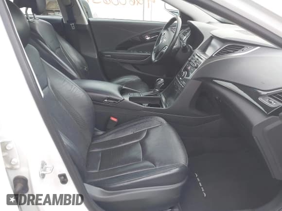 ✅ 2016 Hyundai Azera • VIN: KMHFG4JGXGA549696 • Лот: 42600651. Опубликован ранее на IAAI с пробегом 164 896 миль. Бесплатный доступ к архиву аукционных продаж из США и подробный отчёт об истории автомобиля на DreamBid. Изображение 5.