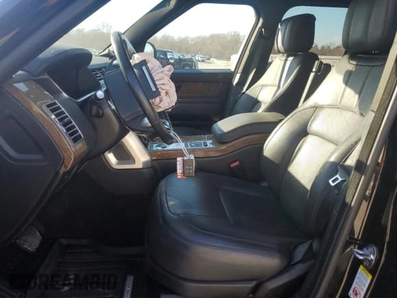 ✅ 2019 Land Rover Range Rover • VIN: SALGS2RE9KA556896 • Lot: 43109495. Listed on Copart with 37,710 mi. Free auction sales archive from the USA and detailed vehicle history report at DreamBid. Image 7.