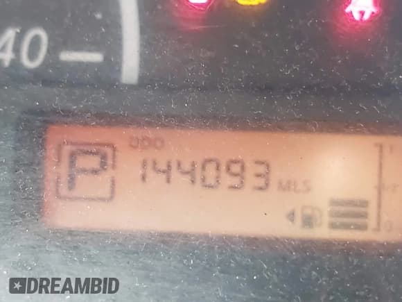 ✅ 2015 Nissan Versa S Plus • VIN: 3N1CN7AP8FL807285 • Lot: 43243467. Wystawiony na IAAI z przebiegiem 144 093 mil. Bezpłatny archiwum sprzedaży aukcyjnych z USA i szczegółowy raport historii pojazdu na DreamBid. Zdjęcie 7.