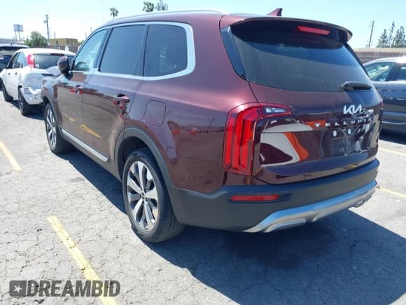 ✅ 2022 Kia Telluride EX • VIN: 5XYP34HC9NG265433 • Lot: 42276634. Listed on IAAI with 44,685 mi. Free auction sales archive from the USA and detailed vehicle history report at DreamBid. Image 3.
