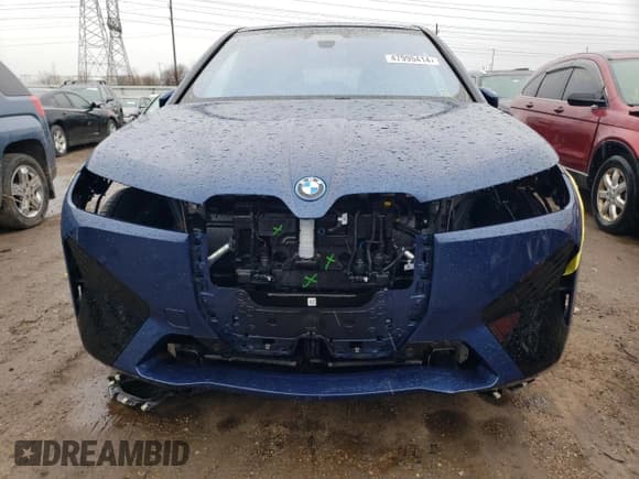 ✅ 2023 BMW iX xDrive50 • VIN: WB523CF04PCM84946 • Lot: 47995414. Wystawiony na Copart z przebiegiem 6 037 mil. Bezpłatny archiwum sprzedaży aukcyjnych z USA i szczegółowy raport historii pojazdu na DreamBid. Zdjęcie 5.