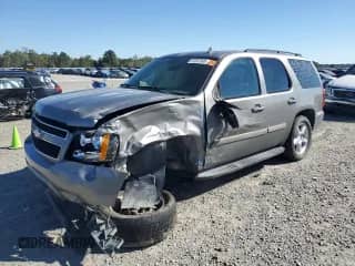 2008 Chevrolet Tahoe LTZ с VIN 1GNFC13018J194599, выставлен на аукционе Copart как лот 87207335 с пробегом 254 975 миль миль и Списание • Salvage title. История ставок и продаж доступна на DreamBid. Изображение 1.