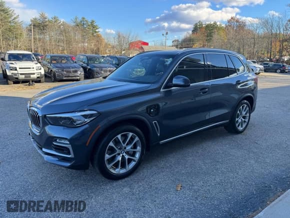 ✅ 2021 BMW X5 xDrive45e • VIN: 5UXTA6C00M9E62828 • Лот: 92929395. Опубликован ранее на Copart с пробегом 108 569 миль. Бесплатный доступ к архиву аукционных продаж из США и подробный отчёт об истории автомобиля на DreamBid. Изображение 2.