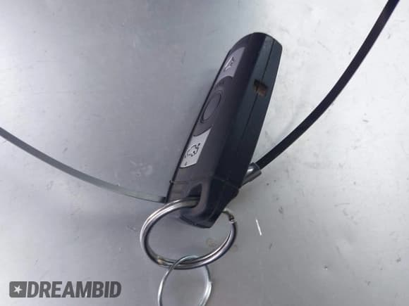 ✅ 2009 BMW 3 Series 328i • VIN: WBAPH57539NM34254 • Lot: 42500427. Wystawiony na IAAI z przebiegiem 191 346 mil. Bezpłatny archiwum sprzedaży aukcyjnych z USA i szczegółowy raport historii pojazdu na DreamBid. Zdjęcie 11.