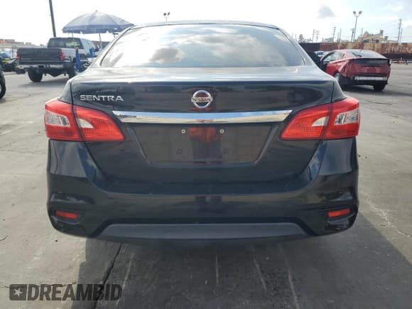 ✅ 2016 Nissan Sentra S • VIN: 3N1AB7AP3GY210002 • Lot: 82742985. Wystawiony na Copart z przebiegiem 132 746 mil. Bezpłatny archiwum sprzedaży aukcyjnych z USA i szczegółowy raport historii pojazdu na DreamBid. Zdjęcie 6.