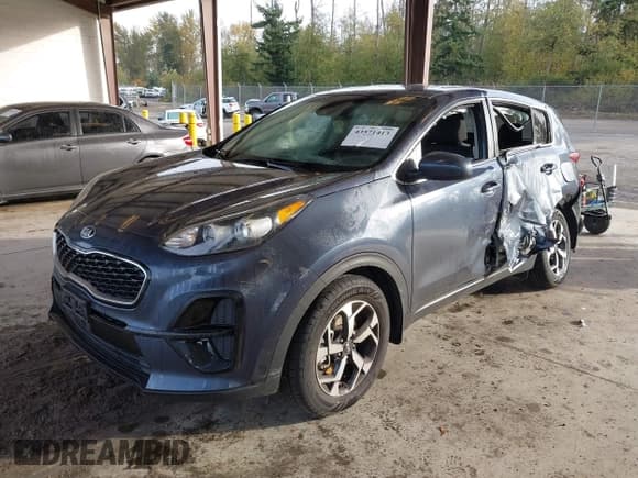 ✅ 2020 Kia Sportage LX • VIN: KNDPM3AC8L7757222 • Лот: 43571413. Опубликован ранее на IAAI с пробегом 87 351 миль. Бесплатный доступ к архиву аукционных продаж из США и подробный отчёт об истории автомобиля на DreamBid. Изображение 2.