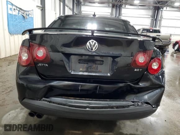 ✅ 2008 Volkswagen Jetta Wolfsburg Edition • VIN: 3VWRJ71K98M173468 • Лот: 59327574. Опубликован ранее на Copart с пробегом 66 338 миль. Бесплатный доступ к архиву аукционных продаж из США и подробный отчёт об истории автомобиля на DreamBid. Изображение 6.