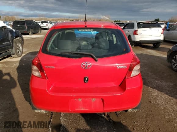 ✅ 2008 Toyota Yaris • VIN: JTDKT923685209253 • Lot: 93184105. Wystawiony na Copart z przebiegiem 269 307 mil. Bezpłatny archiwum sprzedaży aukcyjnych z USA i szczegółowy raport historii pojazdu na DreamBid. Zdjęcie 6.