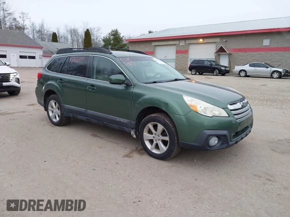 ✅ 2013 Subaru Outback Premium • VIN: 4S4BRCBC9D3266947 • Лот: 43765319. Опубликован ранее на IAAI с пробегом 168 991 миль. Бесплатный доступ к архиву аукционных продаж из США и подробный отчёт об истории автомобиля на DreamBid. Изображение 1.
